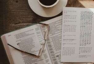 Photo weekly finance horoscope