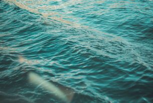 Photo dreams with deep waters